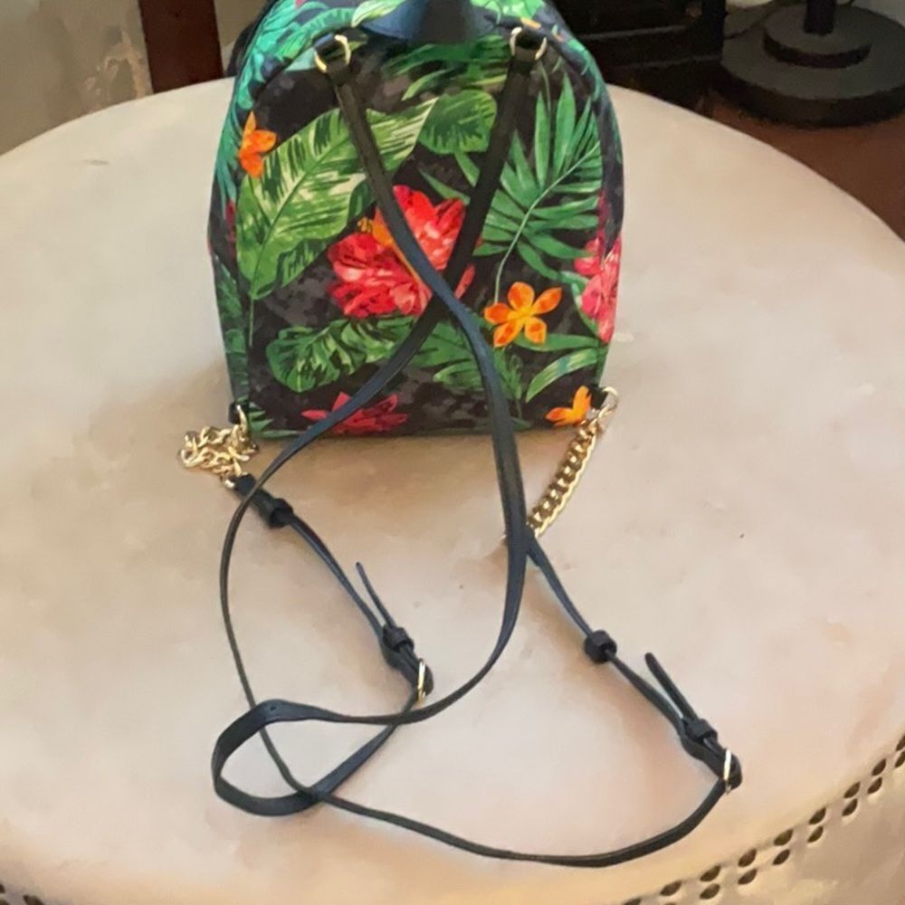 *Love* Victoria Secret Tropical Floral Mini Backpack Chic Striped Lining EUC - Picture 5 of 10